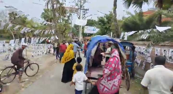 সাতক্ষীরা জেলার ২ টি উপজেলায় চলছে ভোট গ্রহণ।