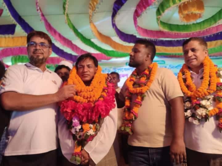  নাইক্ষ্যংছড়ি উপজেলা পরিষদের নবনির্বাচিত চেয়ারম্যান অধ্যাপক তোফায়েল আহমদকে গণসংবর্ধনা