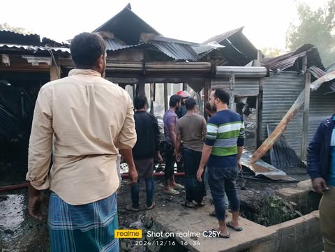 সখীপুরে ৬ টি দোকান পুড়ে ব্যাপক ক্ষয়ক্ষতি 