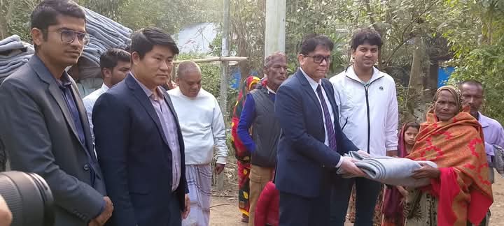 ফেনী জেলার ছাগলনাইয়া উপজেলার মহামায়া ইউনিয়ন ও পাঠাননগর ইউনিয়নে শীত কম্বল বিতরণ। 