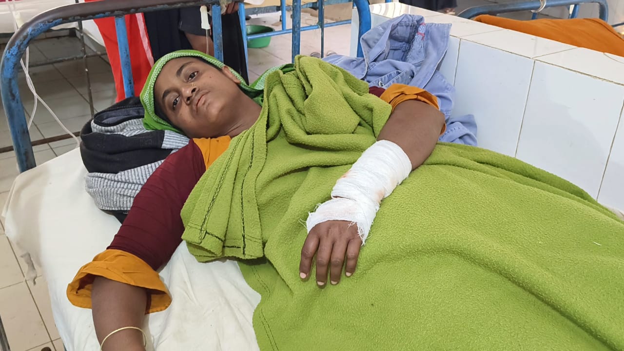 সুনামগঞ্জে গর্ভবর্তী এক  মহিলাকে  মারধোর করে টাকা  ও স্বর্ণালংকার লুট 