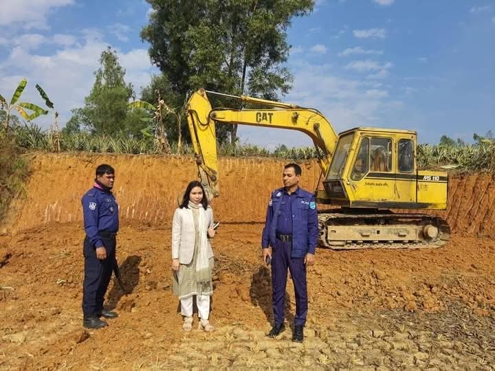 মধুপুরে টিলা লাল মাটি কাঁটার অপরাধে ৫০হাজার টাকা জরিমানা 