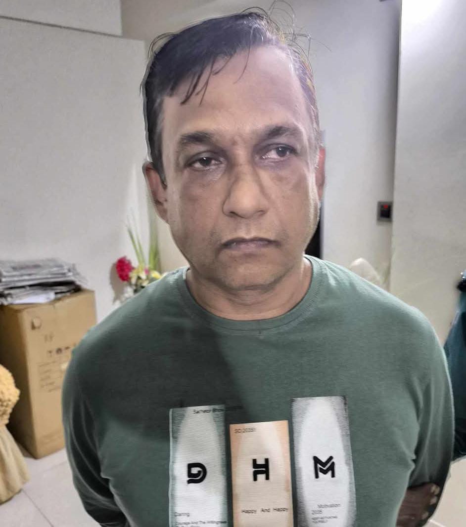 চট্টগ্রামের সাবেক কাউন্সিলর  ভূমিদস্য অপরাধ  জগতের গডফাদার জসিম আটক র 