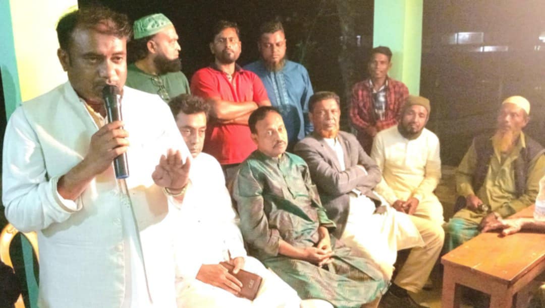 দেশনেত্রী বেগম খালেদা জিয়ায় রোগমুক্তি কামনায় আলোচনা সভা ও দোয়া মাহফিলের আয়োজন করা হয়,