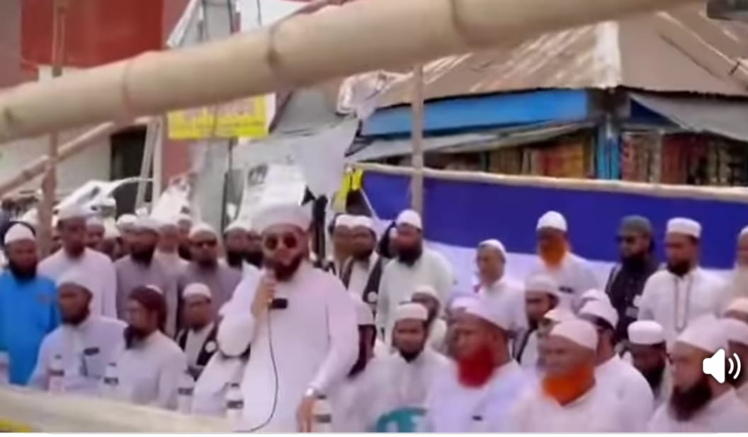 বটগাছ পূজা শিরকি কর্মকান্ডও অশ্লীলতা বন্ধের দাবিতে 