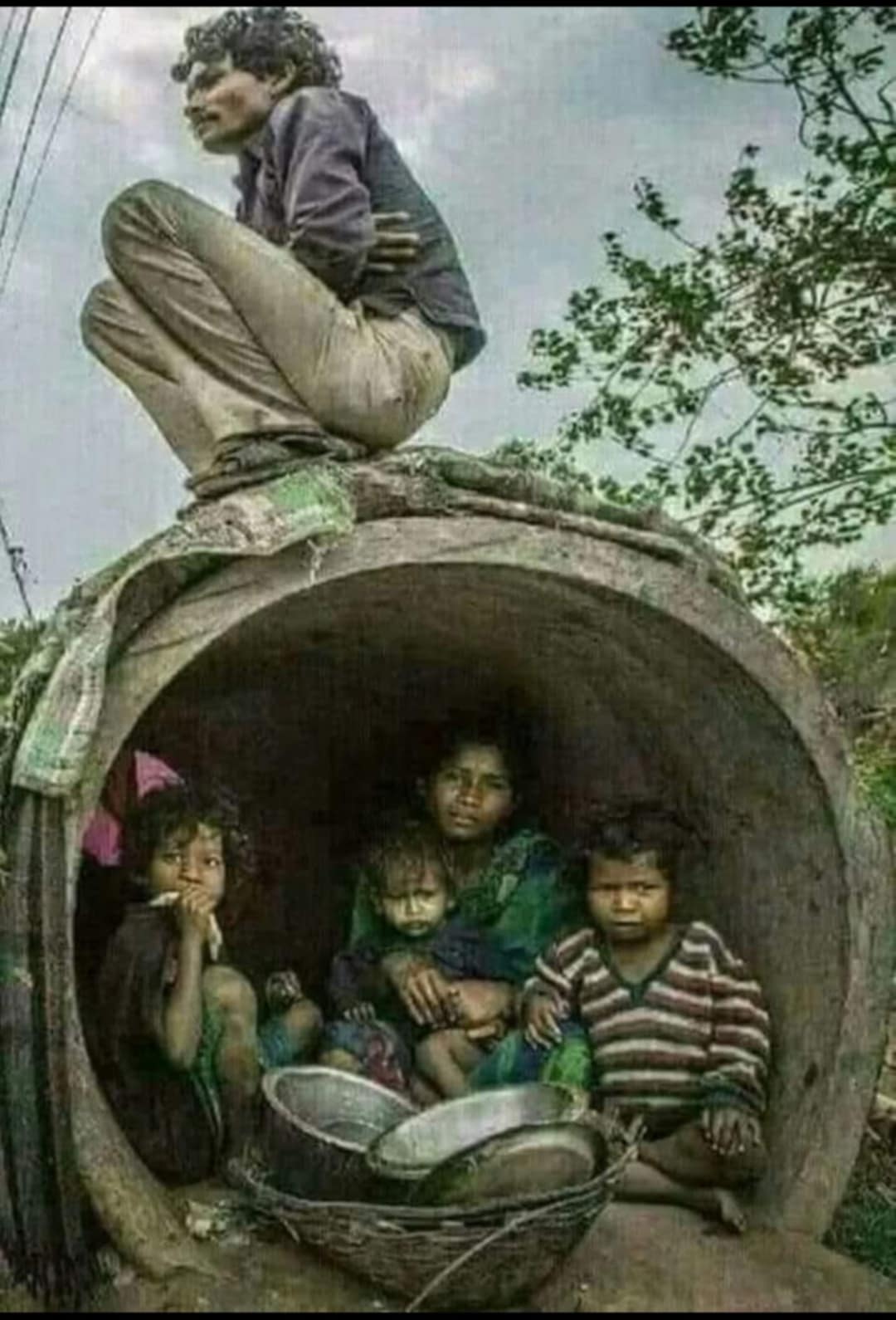 গল্পে গল্পে জীবন কথা-- নলকূপের ঘর