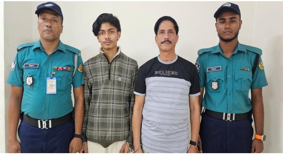 ঢাকাইয়া আকবর’ হত্যা মামলায় মামা-ভাগিনা গ্রেফতার চট্টগ্রামের সন্তান।