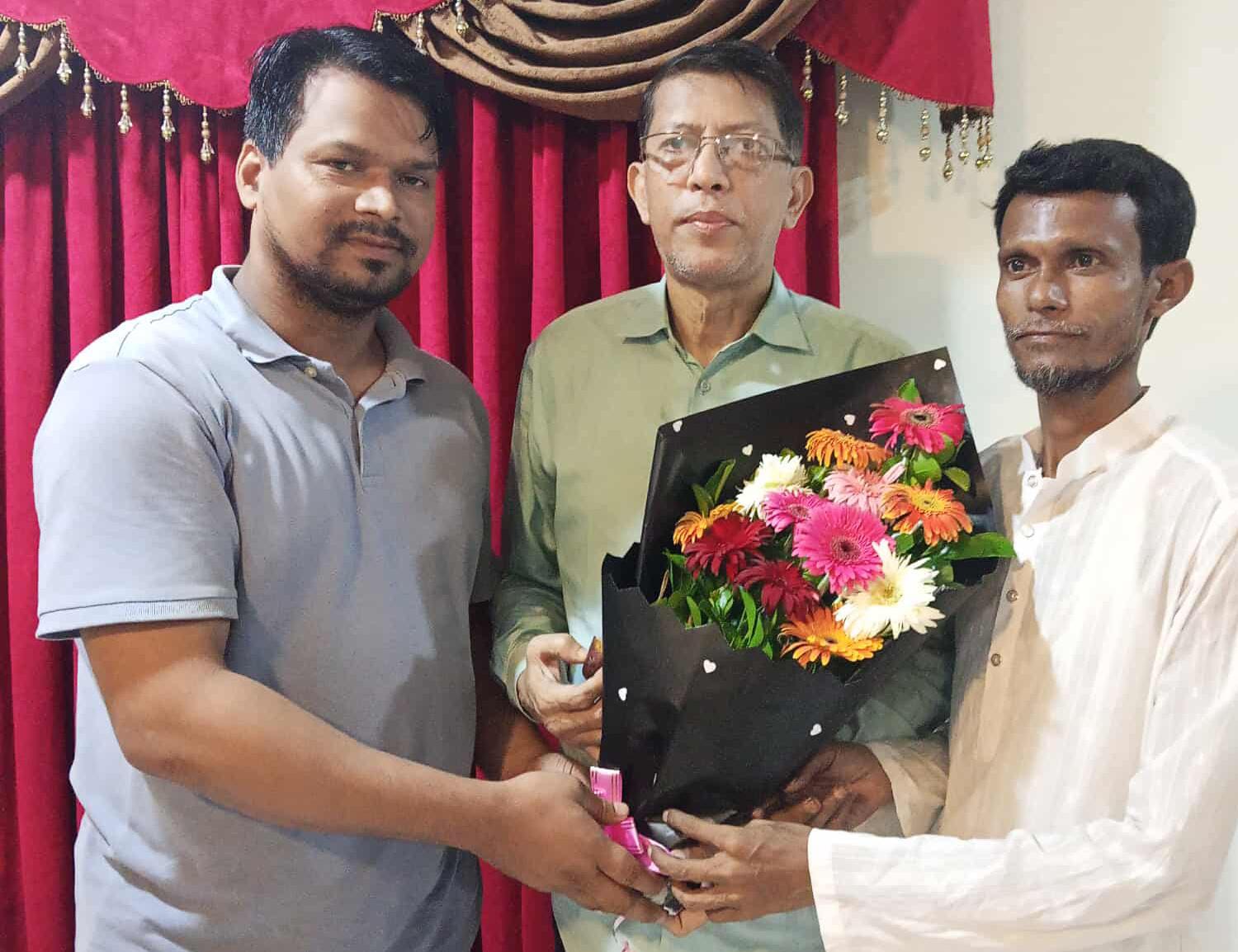 নবগঠিত ৪৩ নং সাংগঠনিক ওয়ার্ড স্বেচ্ছাসেবক দলের বর্ণাঢ্য আনন্দ মিছিল অনুষ্ঠিত