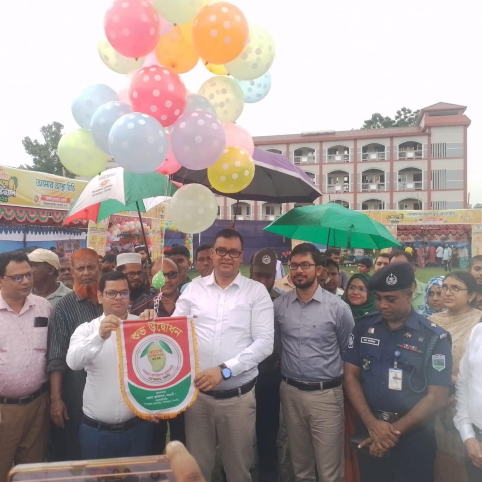 সাপাহারে প্রথমবারের মতো দুই দিনব্যাপী 'ম্যাংগো ফেস্টিভ্যাল ২০২৫' শুরু