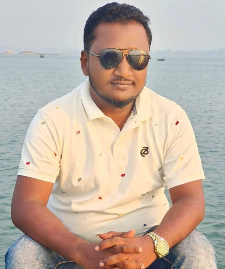 অবৈধভাবে দেয়াল নির্মাণ ও জমি দখলের অভিযোগ: এলাকাবাসী আতঙ্কে । 
