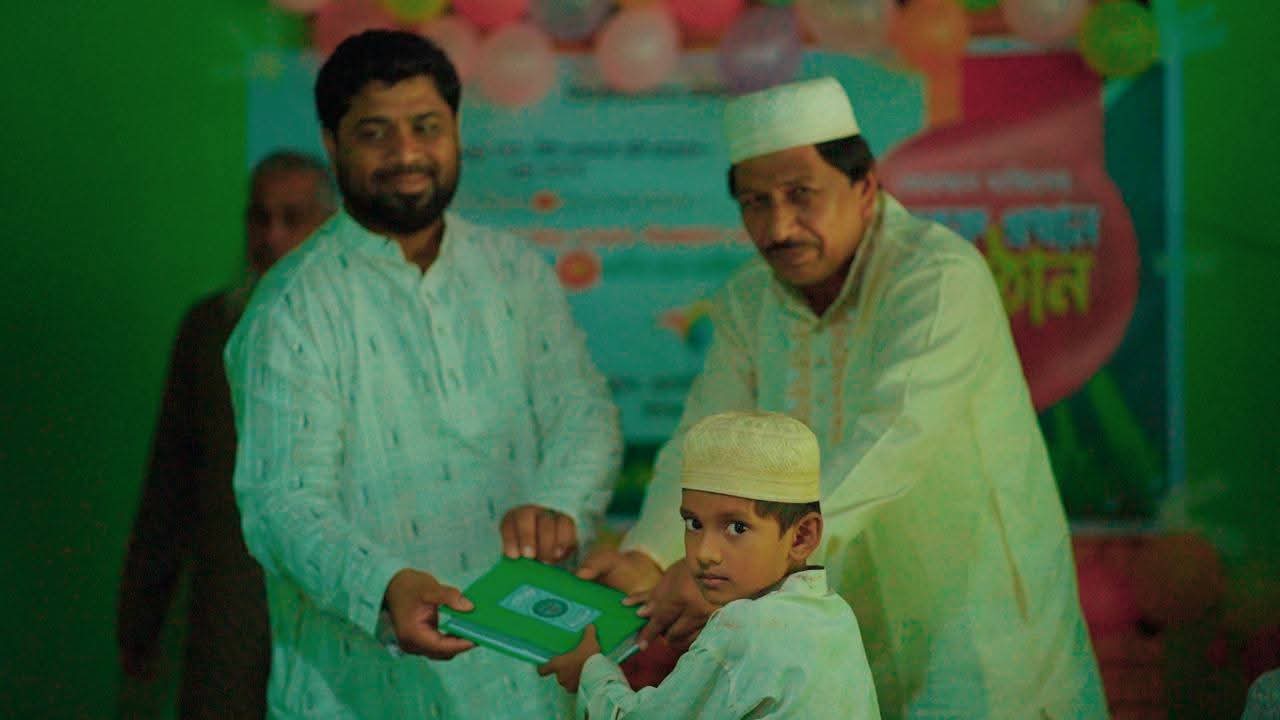 ঐতিহ্যবাহী দ্বীনি শিক্ষা প্রতিষ্ঠানে পবিত্র কোরআন শিক্ষার্থীদের মাঝে সবক প্রদান অনুষ্ঠান সম্পন্ন  কোটপাড়া জলিলিয়া আখতারুল উলুম মাদ্রাসা, হেফজখানা, এতিমখানা ও দারুল ইরফান একাডেমি