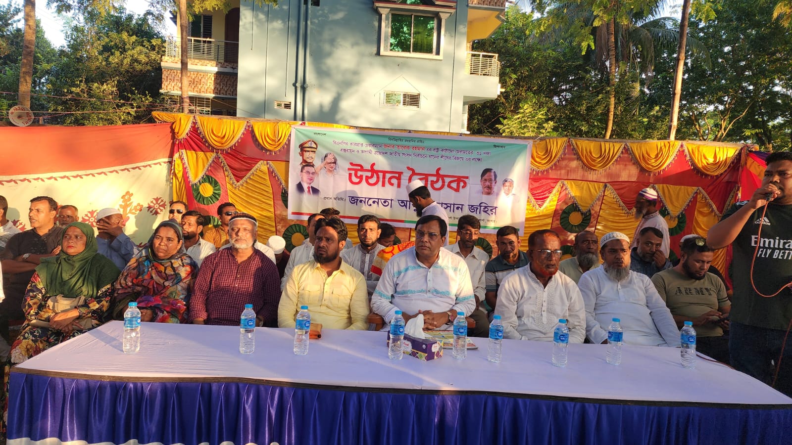 শার্শায় মহিলাদলের উঠান বৈঠকে জনতার ঢল, পরিবর্তনের অঙ্গীকার জহিরের 