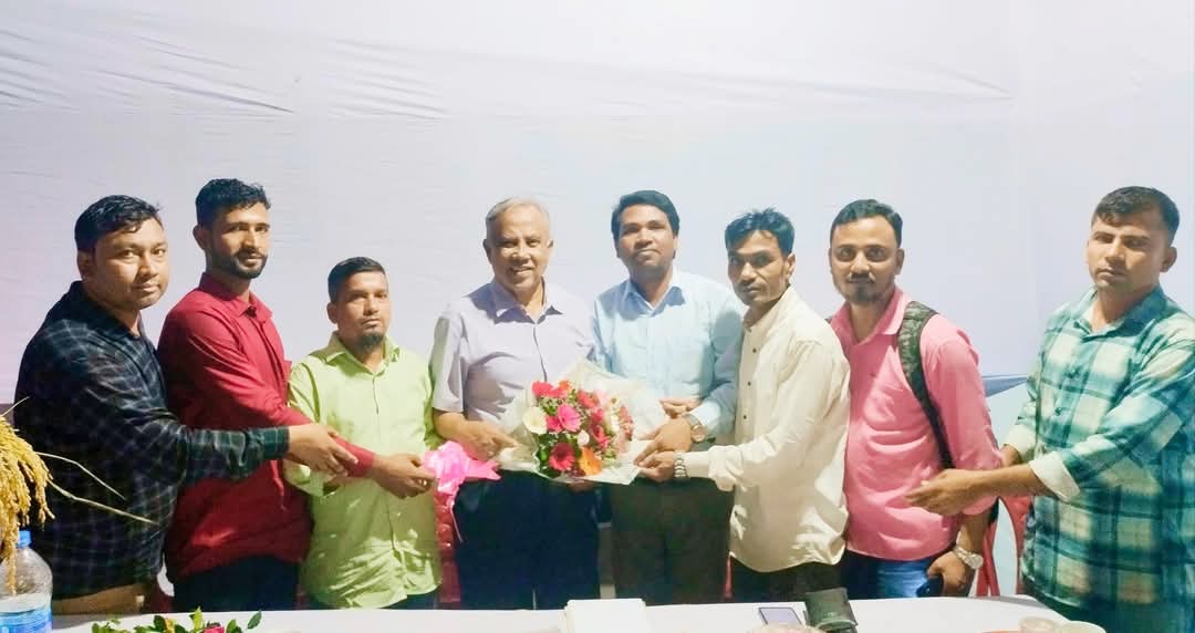 সড়ক পরিবহন শ্রমিক দল চট্টগ্রাম-১৩ বিএনপির মনোনীত প্রার্থী সরোয়ার জামাল নিজাম'র সাথে সৌজন্যে সাক্ষাৎ 