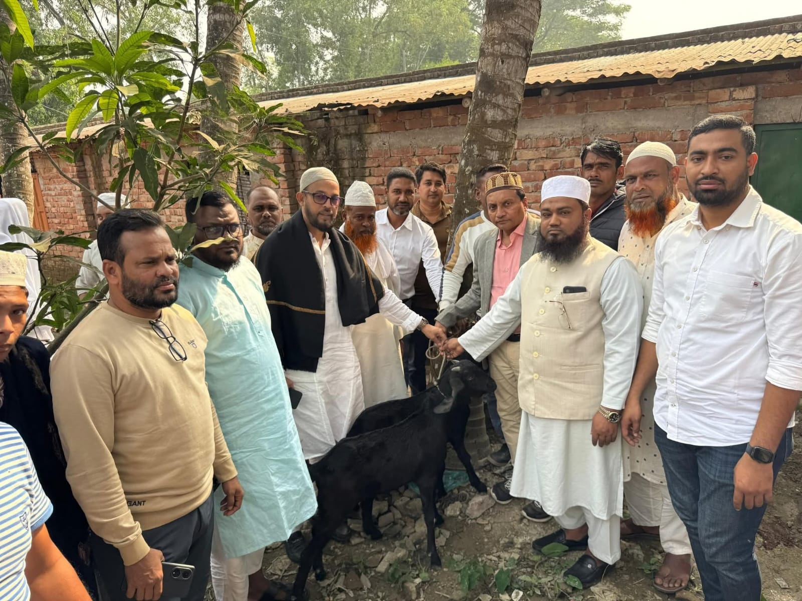 তিনবারের প্রধানমন্ত্রী ও বিএনপির চেয়ারপারসন দেশনেত্রী বেগম খালেদা জিয়ার পরিপূর্ণ সুস্থতা কামনায় বেনাপোল জামিয়া ইসলামিয়া লতিফা ইয়াসমিন এতিমখানায় কুরআন খতম ও দোয়া মাহফিল অনুষ্ঠিত হয় 