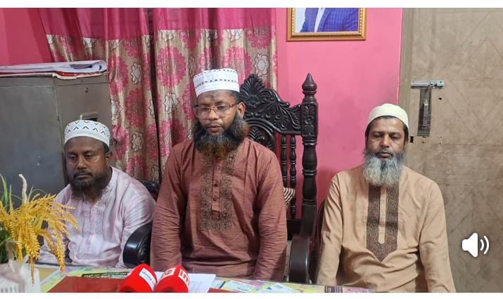 দিনে নামাজ, রাতে ইয়াবা ব্যবসা—গাজীপুরের পশ্চিম দাড়াইলে ‘খোকনের কান্ড 