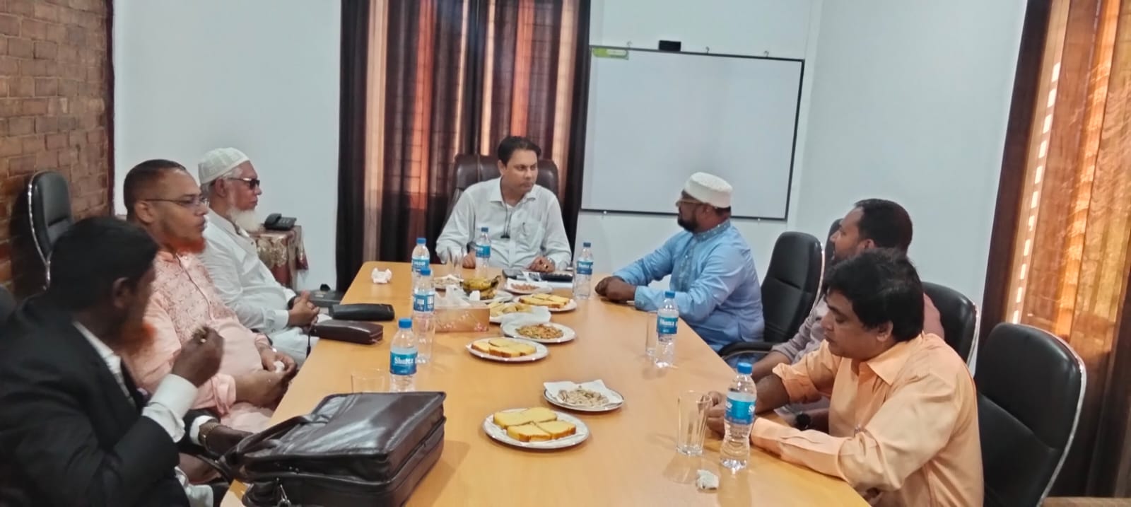 আকিজ গ্রুপের পরিচালকের চট্টগ্রামে অয়েল রিফাইনারি প্ল্যান্ট পরিদর্শন*